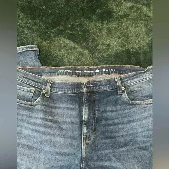 Amazon essential men’s jeans 42*29 - Picture 2 of 2